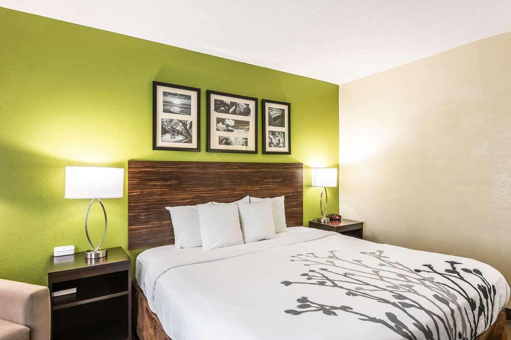 Comfort Inn Emporia Room photo